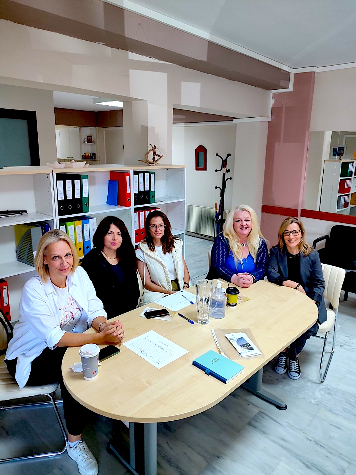 2024 10 08 XENONAS GYNAIKON Hotspot Neapolis