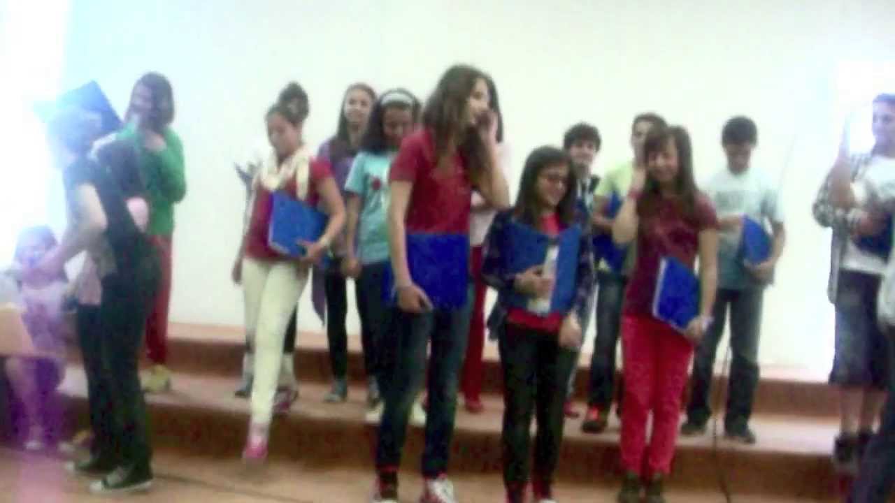 (2013) "Πολύχρωμος Κόσμος, Όμορφος Κόσμος"